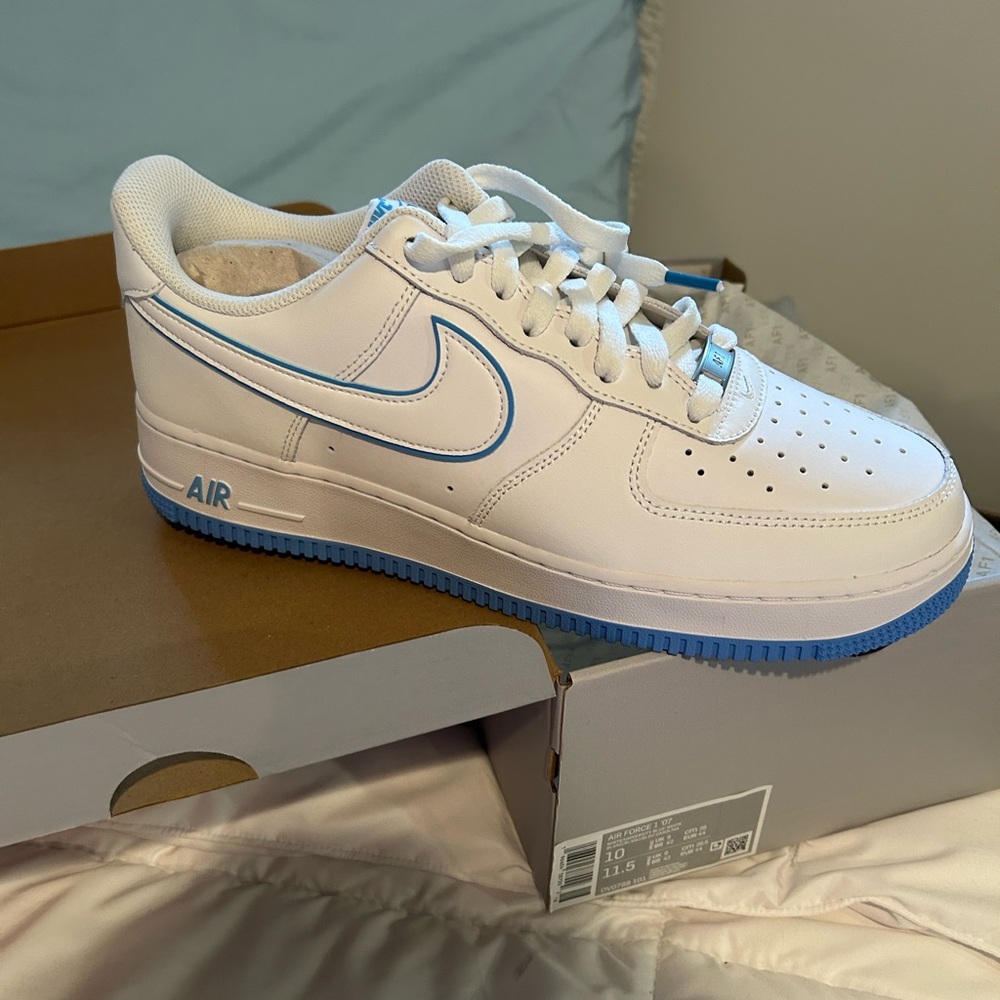 Nike White and Blue Athletic Shoes